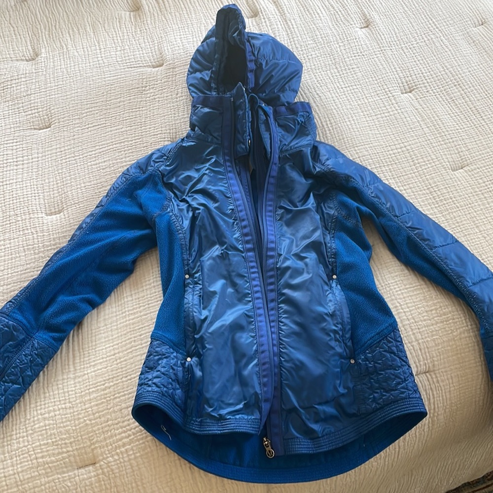 Lululemon Run Bundle Up Jacket - image 3